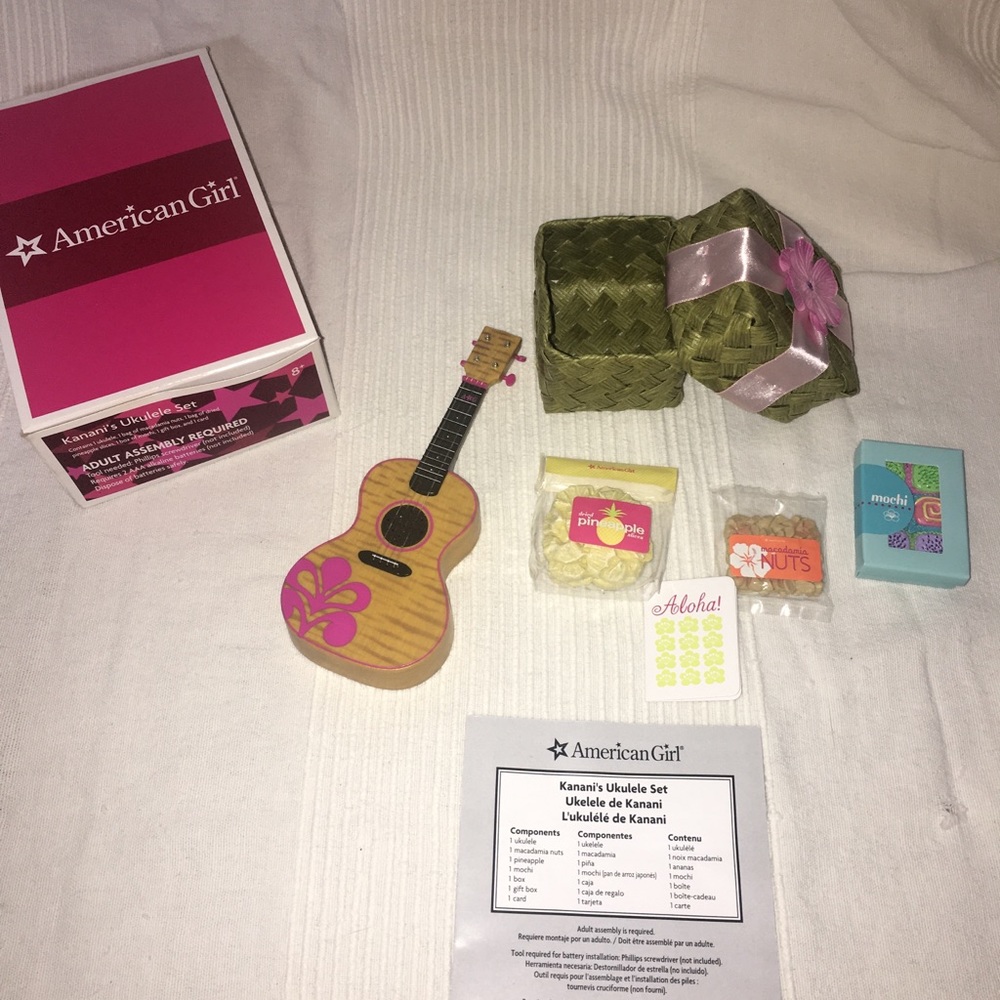 American Girl Kanani’s Ukulele set